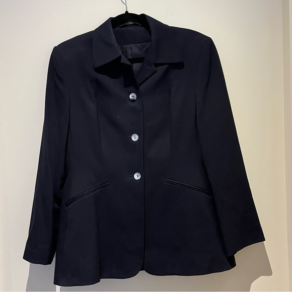 Laura Ashley Jackets & Blazers - NWOT vintage Laura Ashley 💯 new wool blazer jacket